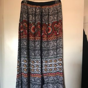 Maxi skirt